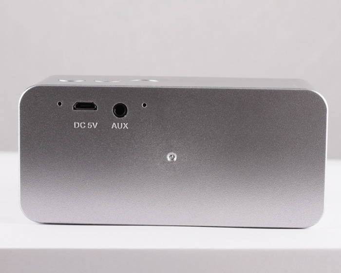 BOCINA BLUETOOTH CON MANOS LIBRES C424